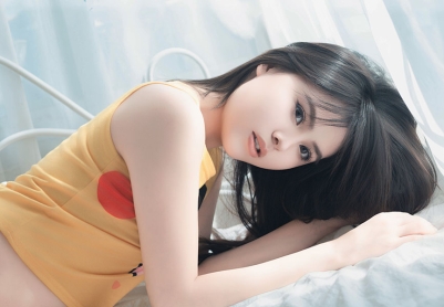 【私拍】清凉暑假！清纯雪白18岁美少女“溪溪”约拍开始！